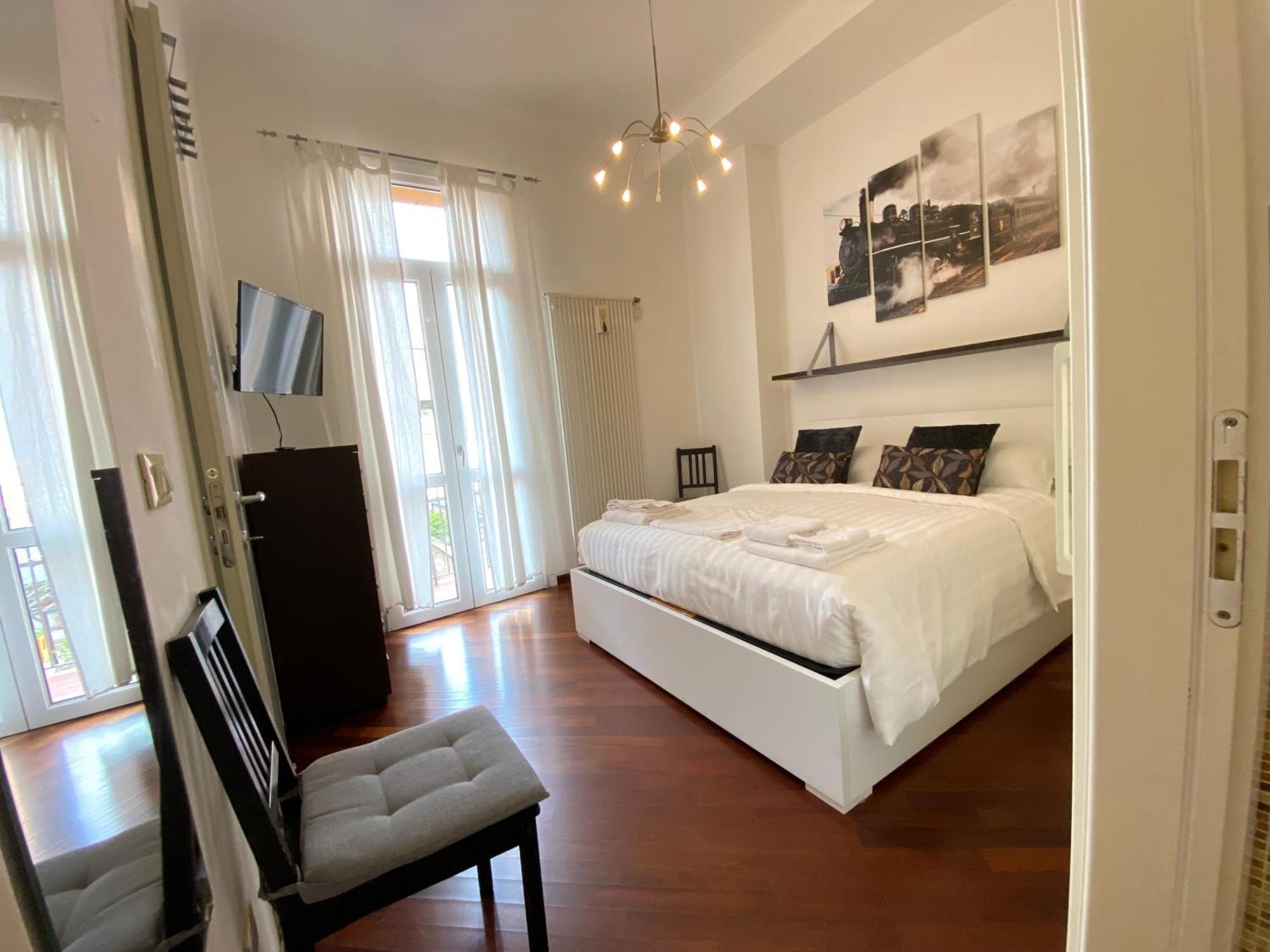 Avantgard Rooms Western Station 볼로냐 외부 사진